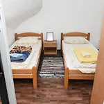 住宿加早餐酒店 Youth - Camp And