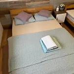 住宿加早餐酒店 Youth - Camp And 亚伊采