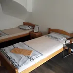 Youth - Camp And Alojamento de Acomodação e Pequeno-almoço Jajce