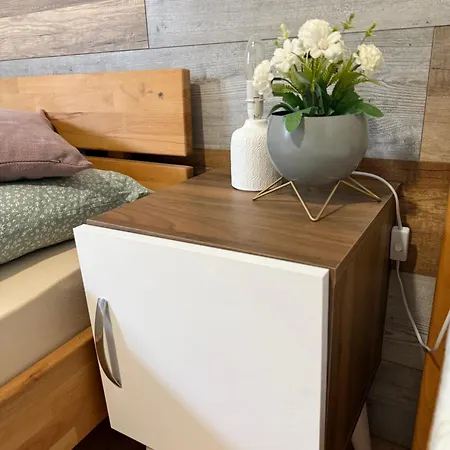 Sobe Sa Kupatilom * Jajce