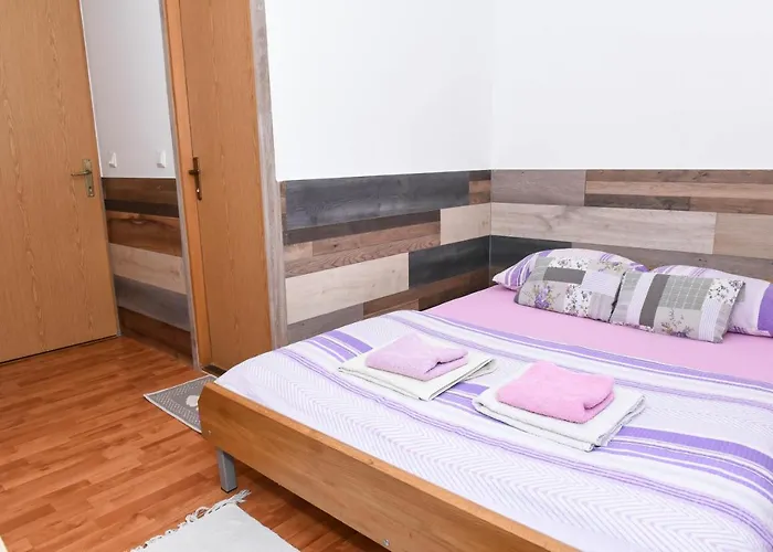 Youth - Camp And Alojamento de Acomodação e Pequeno-almoço Jajce