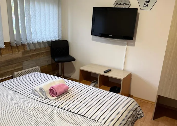 Youth - Camp And Alojamento de Acomodação e Pequeno-almoço