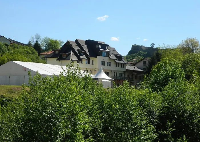 Youth - Camp And Alojamento de Acomodação e Pequeno-almoço Jajce