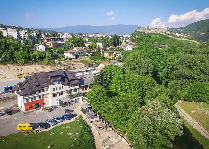 Youth - Camp And Alojamento de Acomodação e Pequeno-almoço Jajce