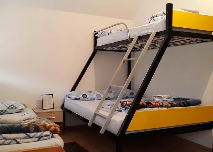 Youth - Camp And Alojamento de Acomodação e Pequeno-almoço